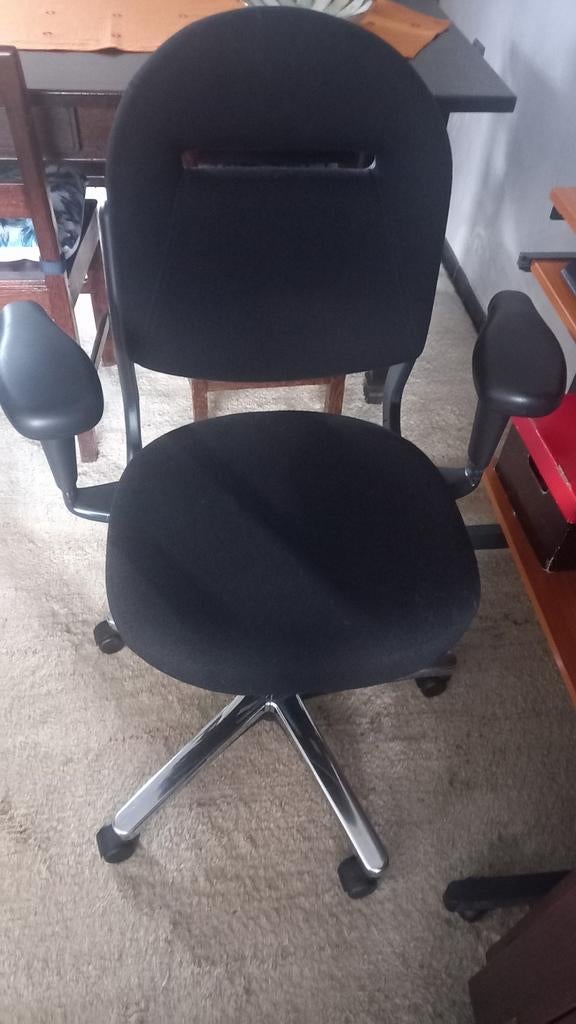 Ahrend bureaustoel, Ophalen, Gebruikt, Zwart