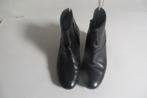 Högl zwart leder enkellaarsjes, Högl, Zwart, Lage of Enkellaarzen, Ophalen of Verzenden