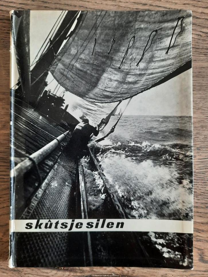 Skûtsjesilen – Lieuwe Pietersen, Boeken, Sportboeken, Gelezen, Watersport en Hengelsport, Ophalen of Verzenden