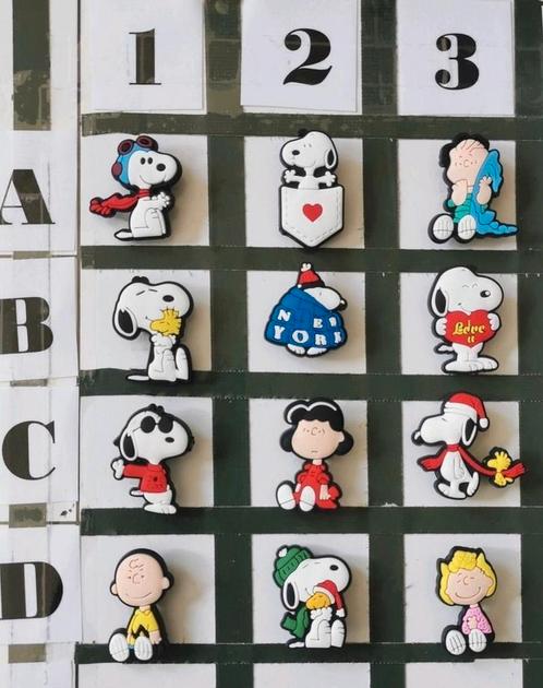 Y: SNOOPY Schoenbedels Charms voor de Crocs, Verzamelen, Speldjes, Pins en Buttons, Nieuw, Ophalen of Verzenden