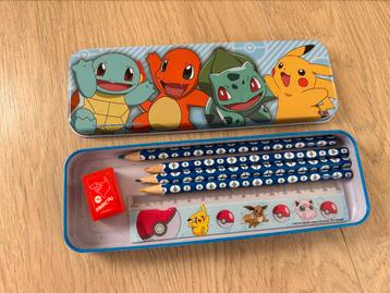 Pokémon pennenblik met inhoud beschikbaar voor biedingen