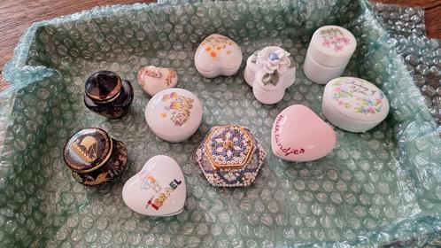 Vintage pillendoosjes, Antiek en Kunst, Antiek | Porselein, Ophalen of Verzenden