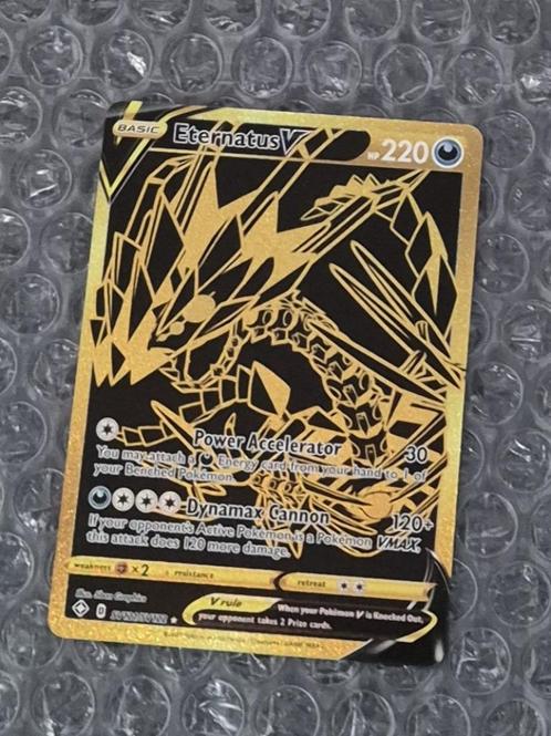 Gold Eternatus V SV121/SV122 Shining Fates Sword & Shield, Hobby en Vrije tijd, Verzamelkaartspellen | Pokémon, Zo goed als nieuw