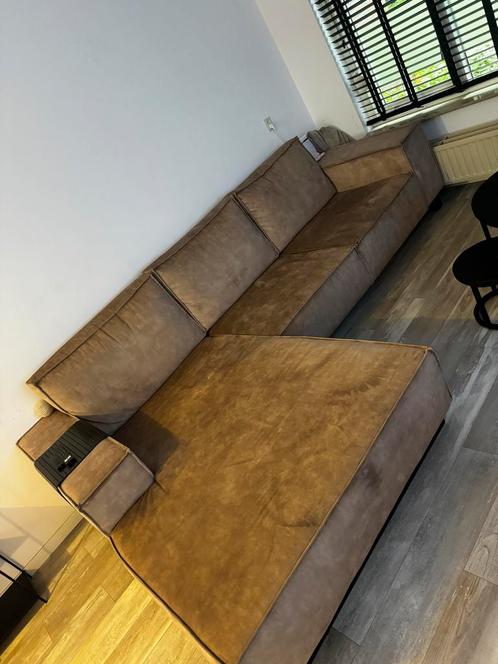 Comfortabele bank – 1 jaar oud, Huis en Inrichting, Banken | Complete zithoeken, Gebruikt, Hout, Metaal, Stof, Ophalen
