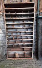 Bouten- moerenkast (antiek), Ophalen