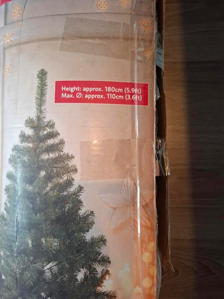 Complete Kerstboom. Zet jij deze volgende week op?, Diversen, Kerst, Zo goed als nieuw, Ophalen