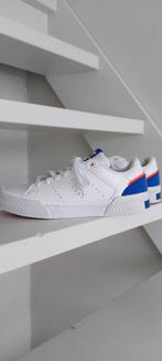 Adidas court tourino NIEUW, maat 41 wit, Nieuw, Ophalen of Verzenden, Wit, Sneakers of Gympen