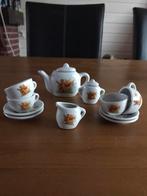 Porseleinen Whinnie the Pooh theeservies, Verzamelen, Porselein, Kristal en Bestek, Compleet servies, Zo goed als nieuw, Ophalen