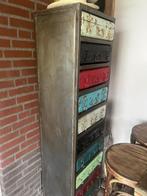 Kast, Zo goed als nieuw, Metaal, Met lade(s), 150 tot 200 cm
