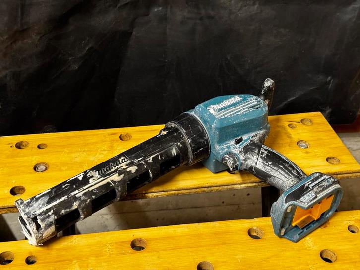 Makita DCG180 18v kitspuit, Doe-het-zelf en Verbouw, Gereedschap | Overige machines, Zo goed als nieuw, Ophalen of Verzenden