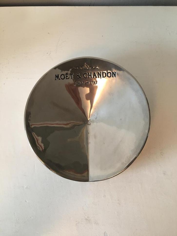 Moet & Chandon Asbak - Stijlvol Accessoire, Huis en Inrichting, Woonaccessoires | Schalen en Manden, Gebruikt, Schaal, Rond, Overige materialen
