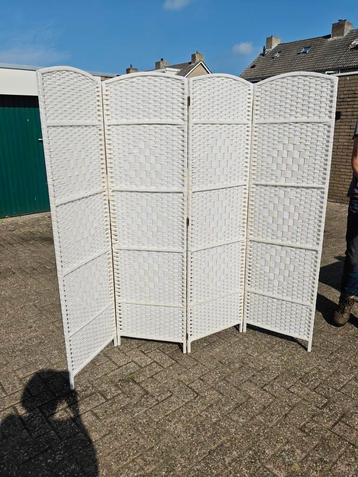 Kamerscherm, wit rotan,  beschikbaar voor biedingen