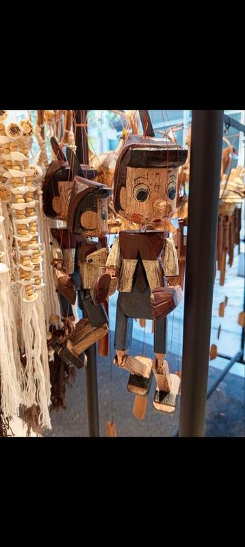 Houtgesneden Pinokkio Pop beschikbaar voor biedingen