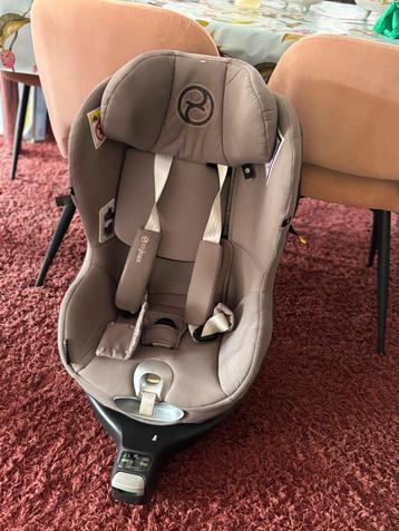 Cybex autostoel + isofix beschikbaar voor biedingen