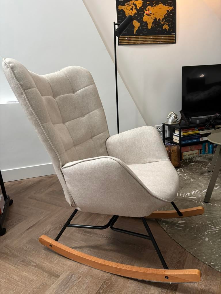 Beige rocking chair, Huis en Inrichting, Fauteuils, Ophalen, Zo goed als nieuw, 75 tot 100 cm
