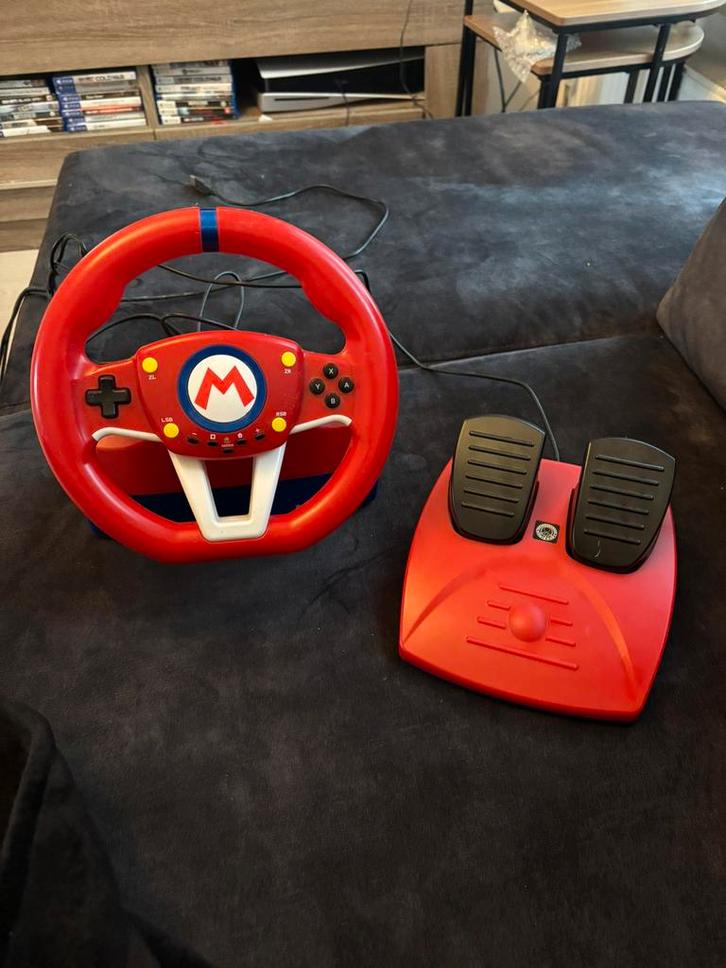 Mario Kart stuur en rem Switch, Spelcomputers en Games, Spelcomputers | Nintendo Consoles | Accessoires, Zo goed als nieuw, Switch