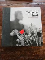 Tot op de huid- 30 jaar schilderkunst van Ans Markus, Ans Markus en Anja Frenken, Ophalen of Verzenden, Zo goed als nieuw, Schilder- en Tekenkunst
