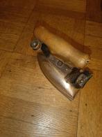 Vintage strijkijzer, Antiek en Kunst, Antiek | Gereedschap en Instrumenten, Ophalen of Verzenden