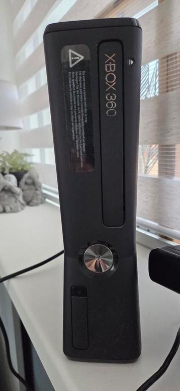 Xbox 360 + Kinect - Goede Staat! beschikbaar voor biedingen