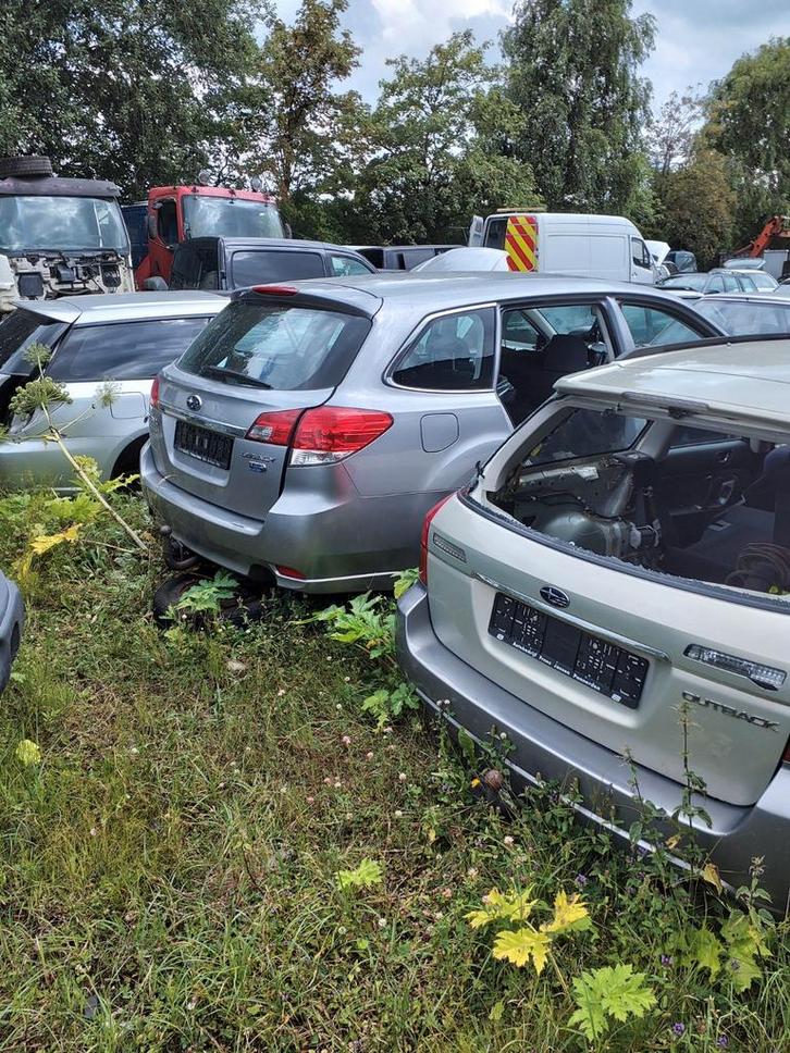 zeer veel subaru legacy sedan, station en outback 1998-2012, Auto-onderdelen, Carrosserie en Plaatwerk, Subaru, Voor, Achter, Links