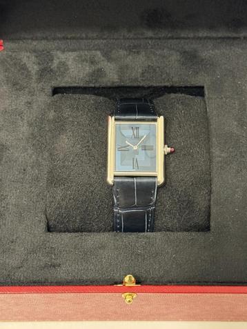 Nieuw en ongedragen Cartier Tank Louis Cartier Limited Editi beschikbaar voor biedingen