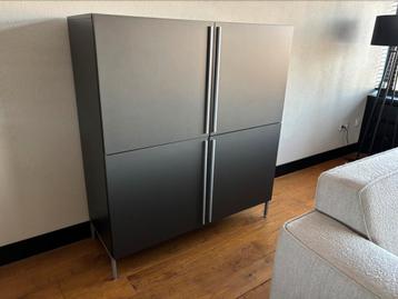 Pastoe Matrix Cabinet U-51 Taupe wandkast beschikbaar voor biedingen