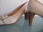 MIMO | Nieuwe leren beige pumps 36, Kleding | Dames, Schoenen, Pumps, Verzenden, Beige, Nieuw