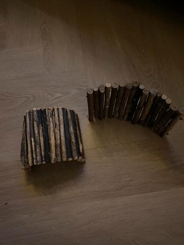 Houten bruggetjes/muurtjes voor knaagdieren beschikbaar voor biedingen