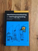 Identiteitsontwikkeling en leerlingbegeleiding, Boeken, Jos van der Wal; Jacob de Wilde; Ineke de Mooij, Ophalen of Verzenden