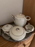 Brocante servies met tinnen dienblad, Ophalen