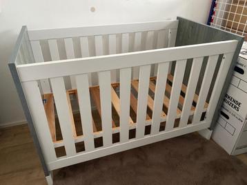 Interbaby Chicago complete babykamer beschikbaar voor biedingen