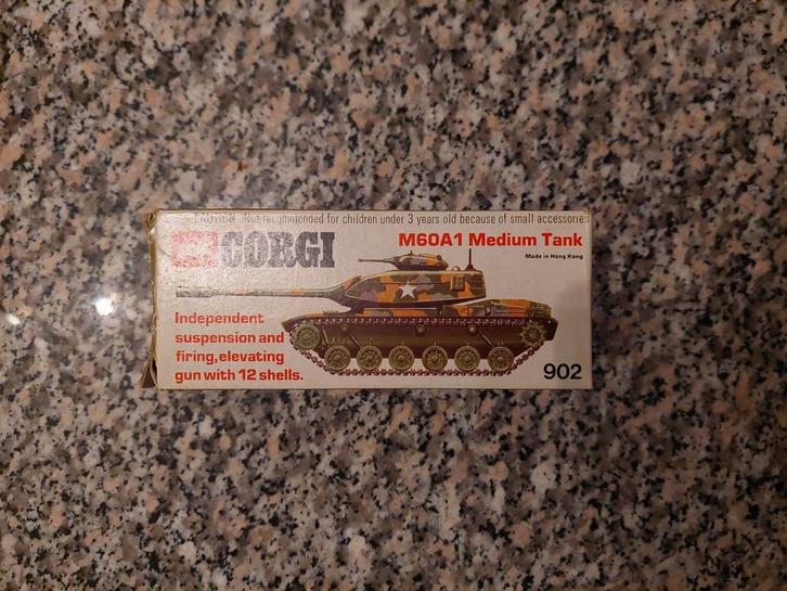 NIEUWE EN TOCH OUD ! ( 1973 ) CORGI M60A1 MEDIUM TANK ZGAN, Hobby en Vrije tijd, Modelauto's | Overige schalen, Nieuw, Overige typen