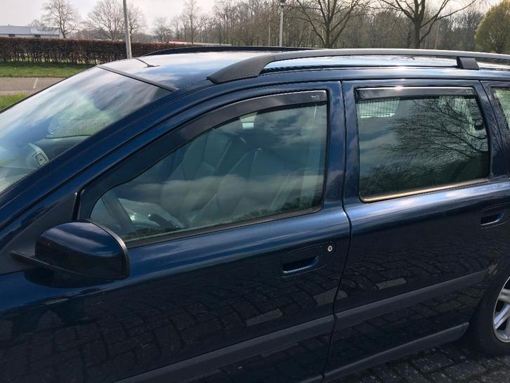 Zijwindschermen donker getint volvo 850 855 V70 XC70 S70, Auto diversen, Tuning en Styling, Ophalen of Verzenden