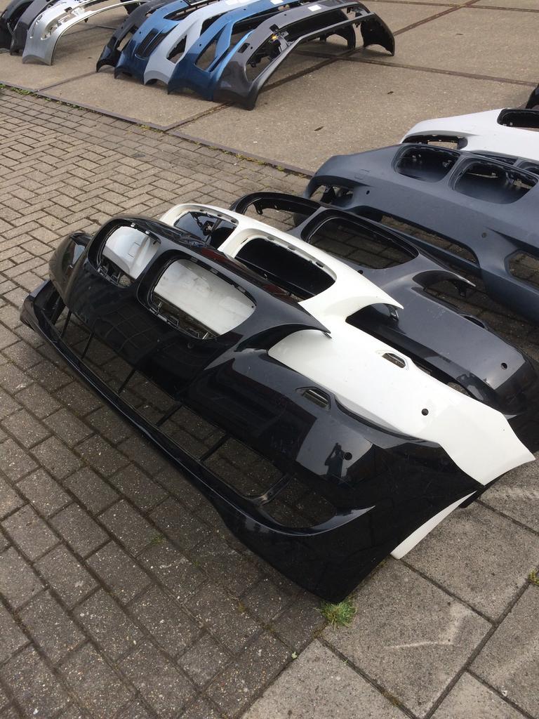Diverse Bumpers - Verschillende merken en condities, Auto-onderdelen, Carrosserie en Plaatwerk, Gebruikt, BMW, Ophalen of Verzenden