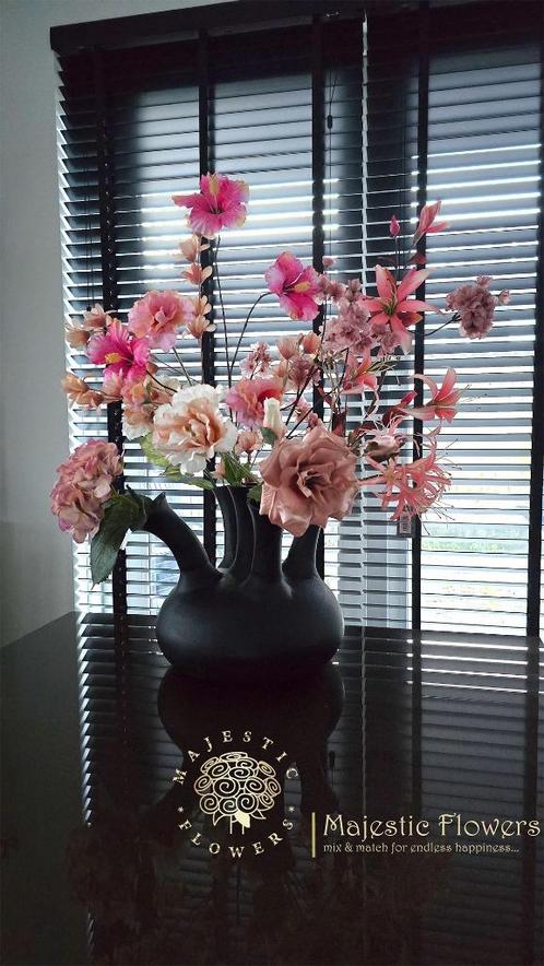 Nieuw zijdenbloemen boeket, Huis en Inrichting, Woonaccessoires | Kunstplanten en Kunstbloemen, Nieuw, Ophalen of Verzenden