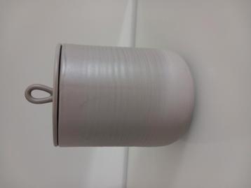 Voorraadpot keuken beige  beschikbaar voor biedingen
