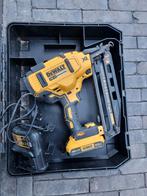 Dewalt DCN660D2 Tacker, Ophalen of Verzenden, Zo goed als nieuw