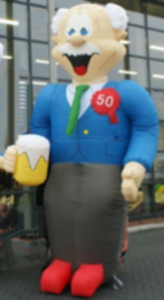 Abraham op vat opblaasbaar te huur in Rotterdam, Hobby en Vrije tijd, Feestartikelen | Verhuur, Zo goed als nieuw, Overige, Ophalen