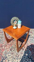 Vintage design Engels Gplan bijzettafeltje teakhout tafeltje, Minder dan 45 cm, Minder dan 55 cm, Vintage, Ophalen of Verzenden
