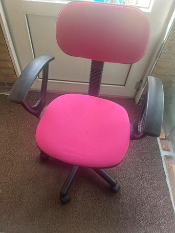 Meisjes bureaustoel beschikbaar voor biedingen