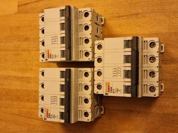 Merlin Gerin B32 automaat C60a/C60N,  2st beschikbaar beschikbaar voor biedingen