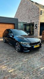 BMW 320i M-sport Black Edition Pano 19 Autom. Carplay, Auto's, BMW, 1998 cc, Achterwielaandrijving, Zwart, 4 cilinders