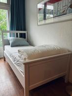 Hemnes bed met bodem en matras Ikea 90, Huis en Inrichting, Slaapkamer | Complete slaapkamers, Eenpersoons, Zo goed als nieuw