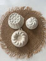 Set van 3 puddingvormen roomwit, Antiek en Kunst, Antiek | Keramiek en Aardewerk, Ophalen of Verzenden