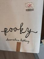 Zeer fraaie zijden lampen kap met voet van Pooky, Klassiek prijs is per lamp, Nieuw, Ophalen of Verzenden, 75 cm of meer