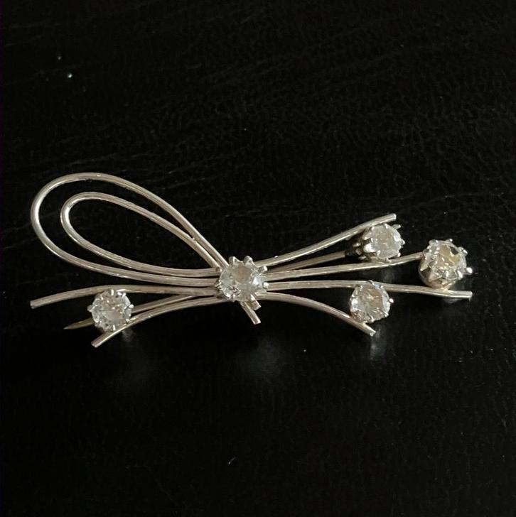 Prachtige vintage zilveren sierlijke Broche 925, Sieraden, Tassen en Uiterlijk, Broches, Zo goed als nieuw, Zilver, Zilver, 4 tot 7 cm