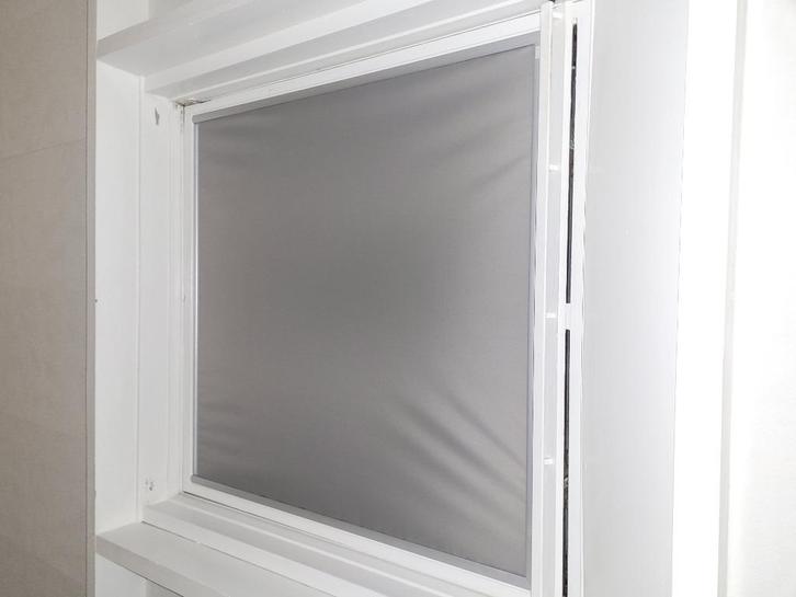 Velux inbouw rolgordijn ggl8, Huis en Inrichting, Stoffering | Gordijnen en Lamellen, Zo goed als nieuw, Minder dan 100 cm, 50 tot 100 cm