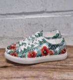 Kenneth Cole - Prachtige sneakers maat 41 - Nieuw €120, Kleding | Dames, Schoenen, Wit, Kenneth Cole, Nieuw, Ophalen of Verzenden