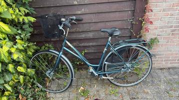 Dames fiets te koop beschikbaar voor biedingen