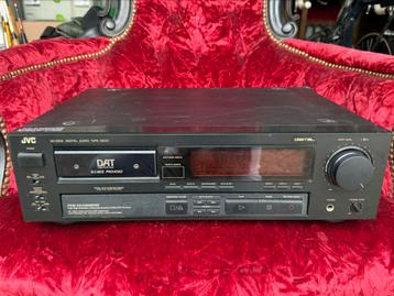 JVC Dat recorder XD-Z505 japanese build. In goede staat beschikbaar voor biedingen